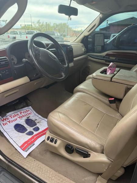 Ford F-250 SD XL Crew Cab 4WD 2006