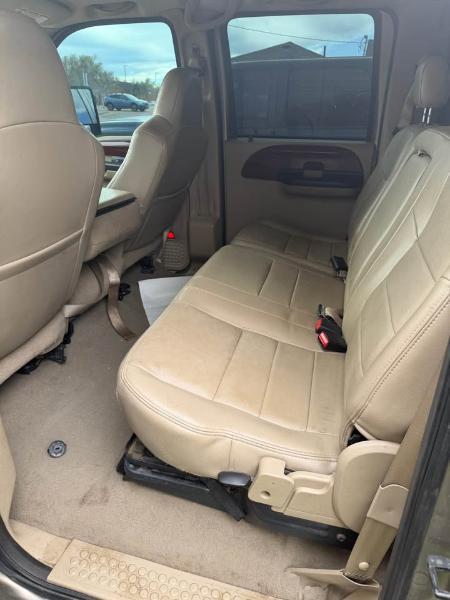 Ford F-250 SD XL Crew Cab 4WD 2006