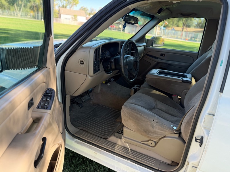 Chevrolet Silverado 3500 Work Truck Crew Cab 4WD 2004