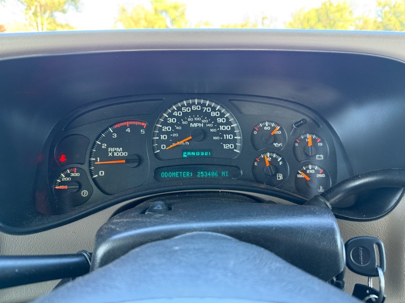 Chevrolet Silverado 3500 Work Truck Crew Cab 4WD 2004