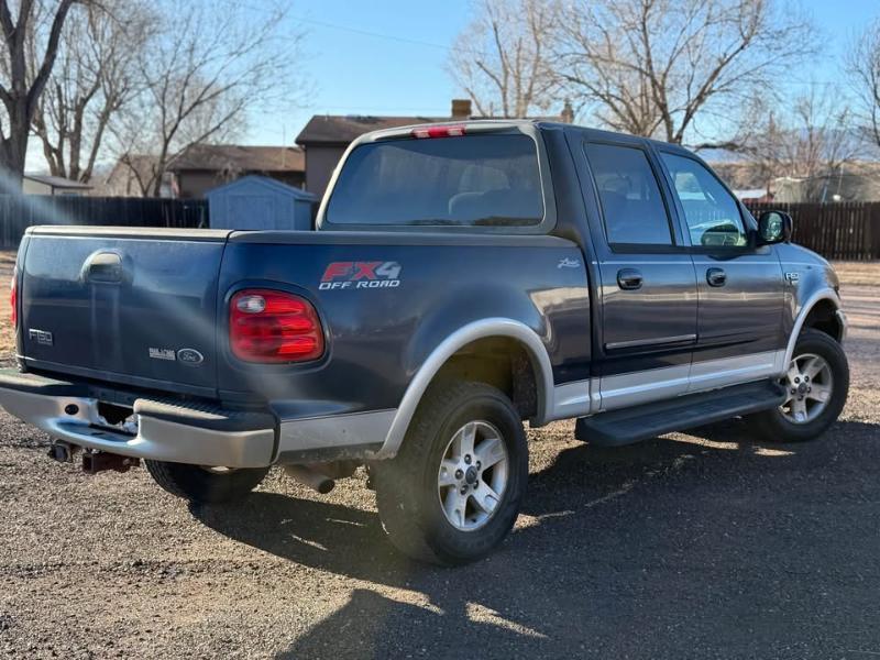Ford F-150 XLT SuperCrew Short Bed 4WD 2002