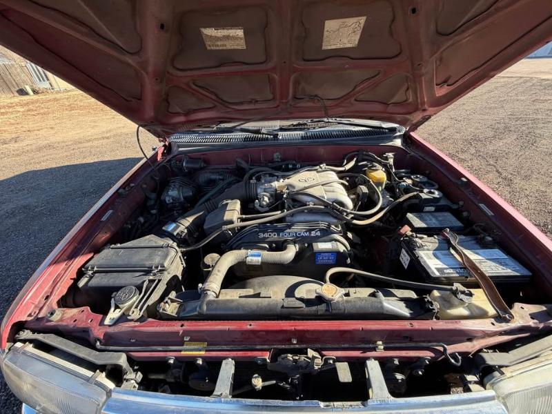 Toyota 4Runner SR5 2WD 1998