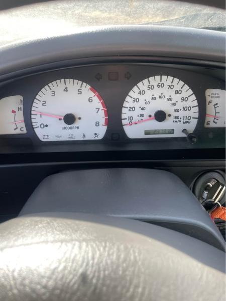 Toyota Tacoma PreRunner Double Cab V6 2WD 2002