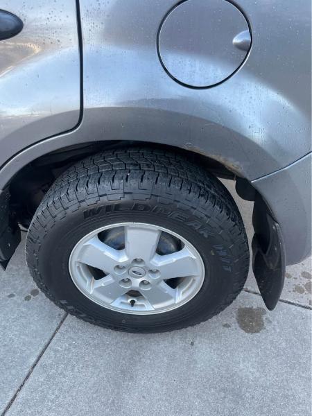 Ford Escape XLT 4WD 2012