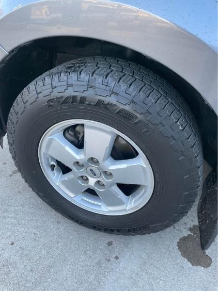 Ford Escape XLT 4WD 2012