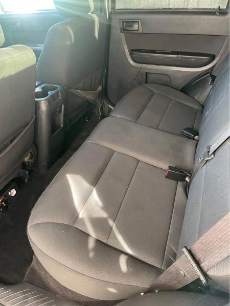 Ford Escape XLT 4WD 2012