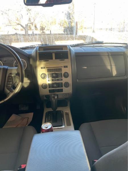 Ford Escape XLT 4WD 2012