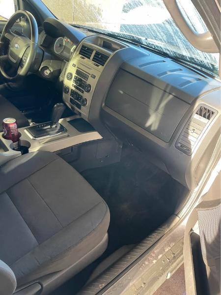 Ford Escape XLT 4WD 2012