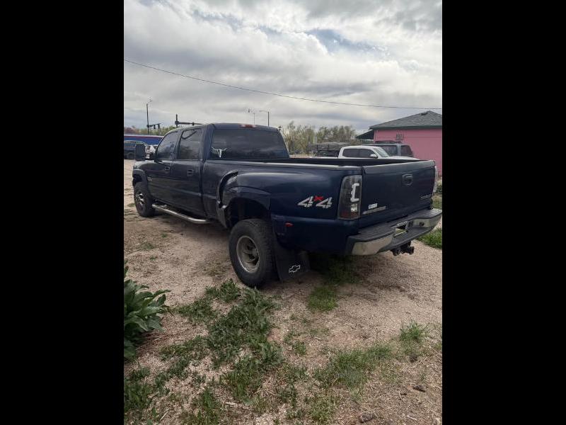 2002 Chevrolet Silverado 3500 LS Crew Cab 4WD