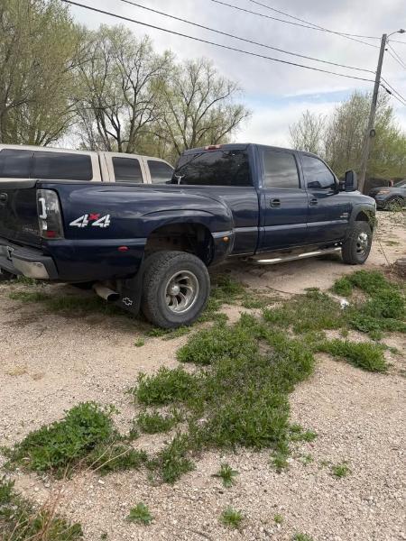 Chevrolet Silverado 3500 LS Crew Cab 4WD 2002