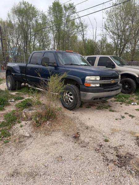 Chevrolet Silverado 3500 LS Crew Cab 4WD 2002