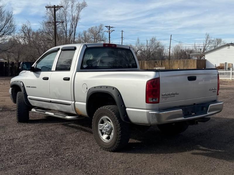 Dodge Ram 2500 ST Quad Cab 4WD 2004