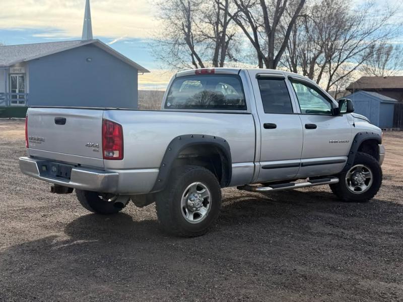 Dodge Ram 2500 ST Quad Cab 4WD 2004