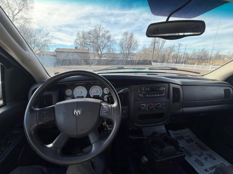 Dodge Ram 2500 ST Quad Cab 4WD 2004