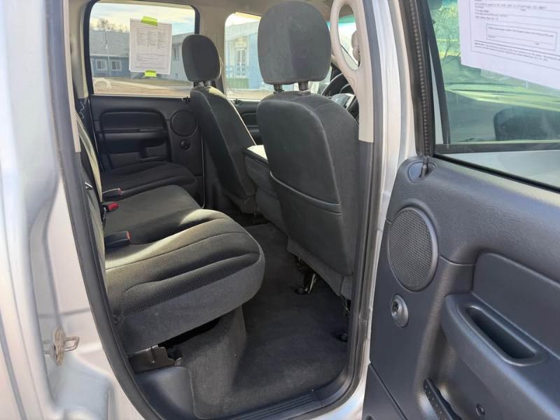 Dodge Ram 2500 ST Quad Cab 4WD 2004