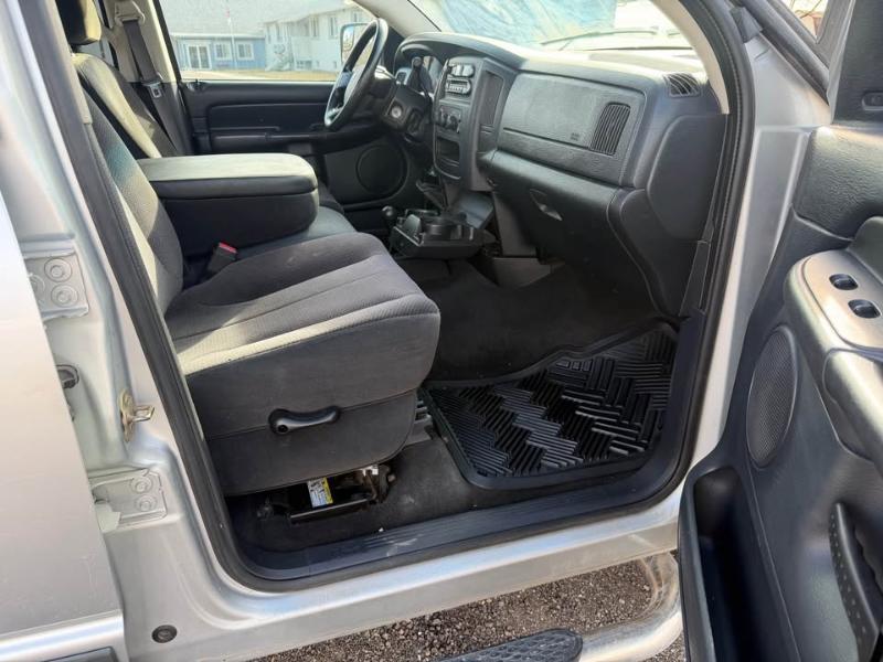 Dodge Ram 2500 ST Quad Cab 4WD 2004
