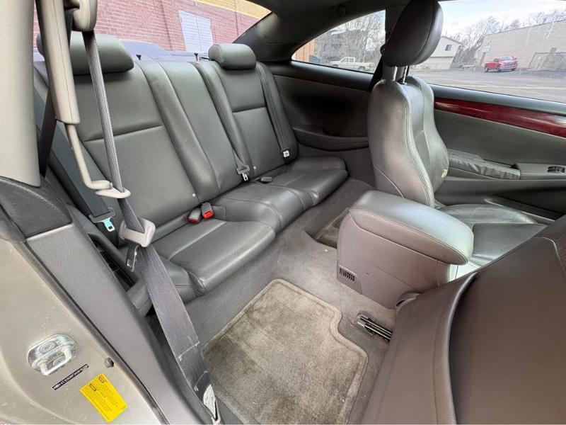 Toyota Camry Solara SE 2004