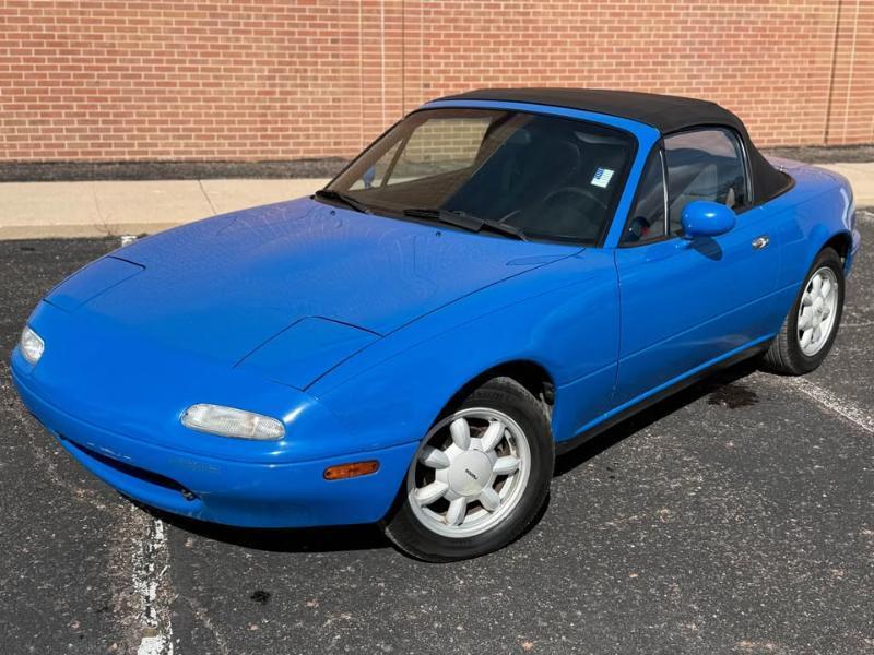 Mazda MX-5 Miata Base 1990