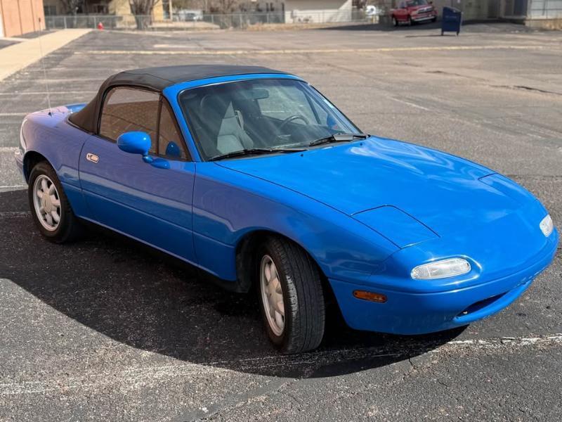 Mazda MX-5 Miata Base 1990