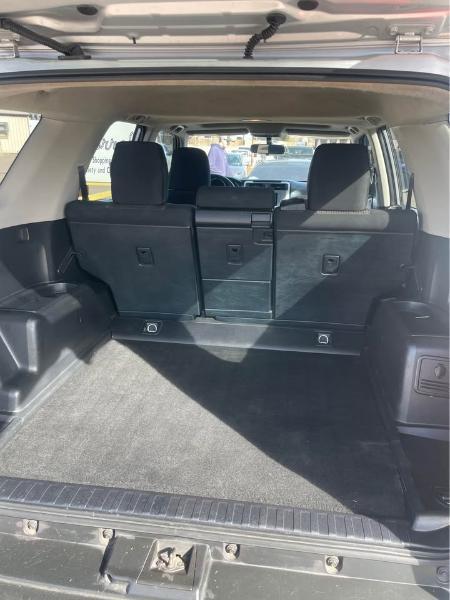 Toyota 4Runner SR5 4WD 2011