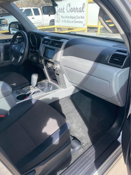 Toyota 4Runner SR5 4WD 2011