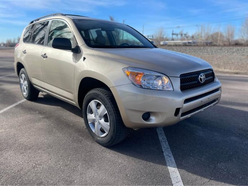 Toyota RAV4 Base I4 2WD 2007