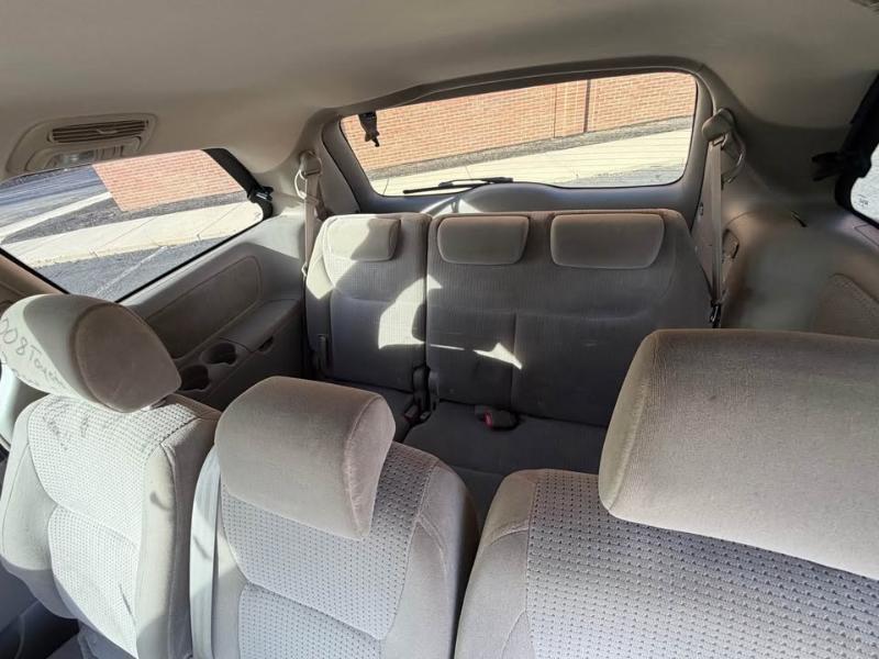 Toyota Sienna CE FWD 7-Passenger 2008