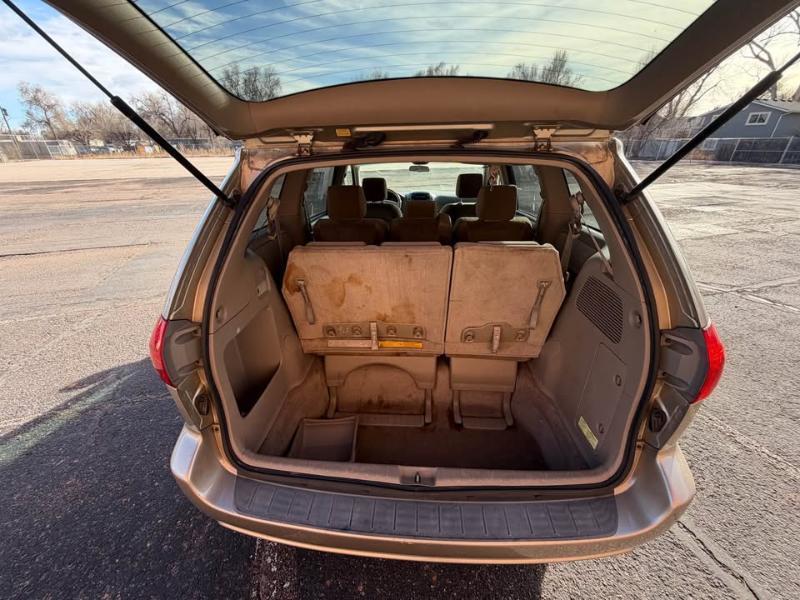 Toyota Sienna CE FWD 7-Passenger 2008