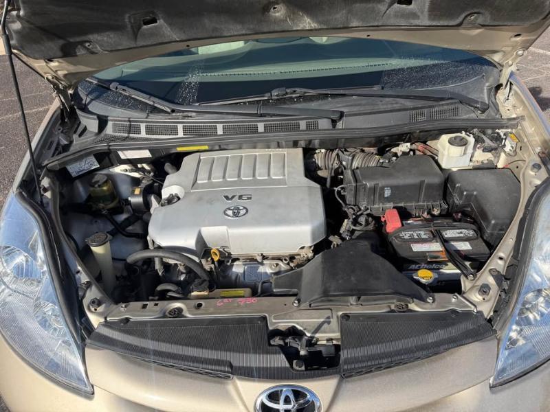 Toyota Sienna CE FWD 7-Passenger 2008