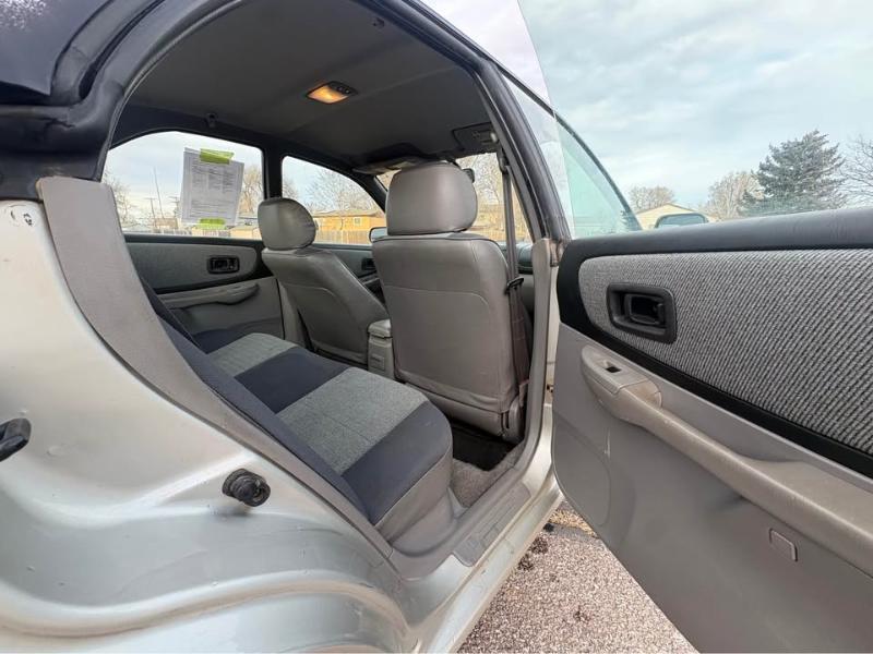 Subaru Impreza L sedan 1999