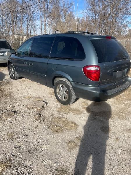 Dodge Grand Caravan SXT 2005