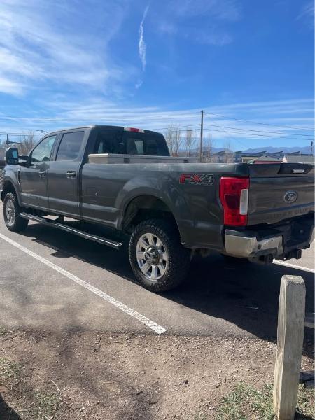Ford F-350 SD Lariat Crew Cab Long Bed 4WD 2017