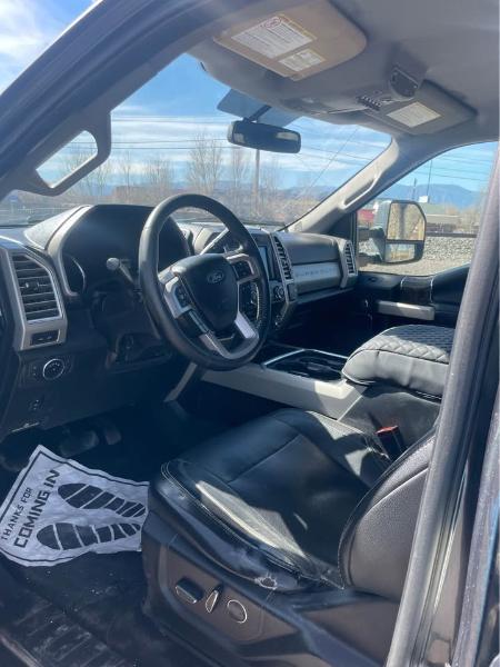 Ford F-350 SD Lariat Crew Cab Long Bed 4WD 2017