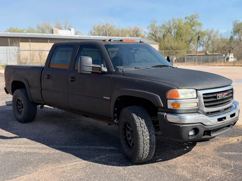 GMC Sierra 2500HD Work Truck Crew Cab Long Bed 4WD 2004
