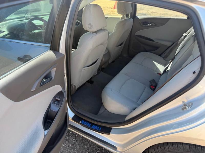 Chevrolet Malibu LS 2018