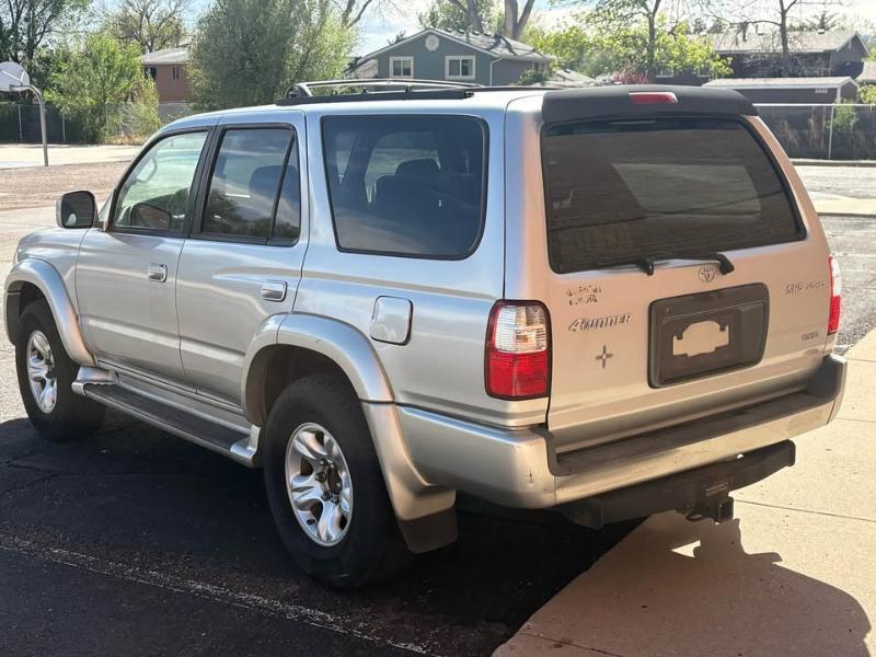 Toyota 4Runner SR5 4WD 2001