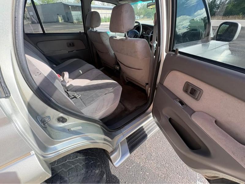 Toyota 4Runner SR5 4WD 2001