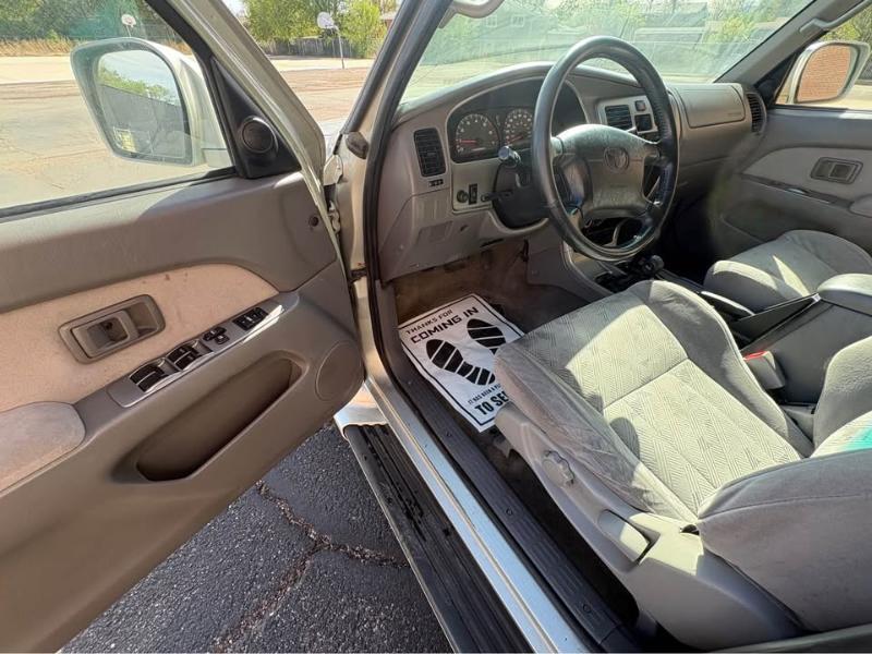 Toyota 4Runner SR5 4WD 2001