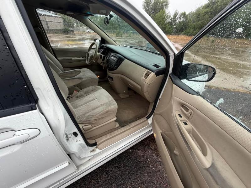 Mazda MPV LX 2004