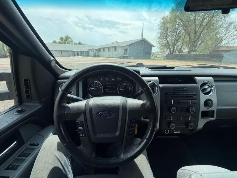 Ford F-150 XL SuperCab 8-ft. Bed 4WD 2012
