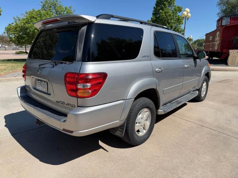 Toyota Sequoia Limited 4WD 2002