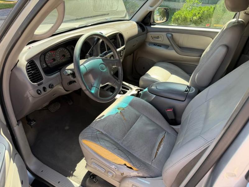 Toyota Sequoia Limited 4WD 2002