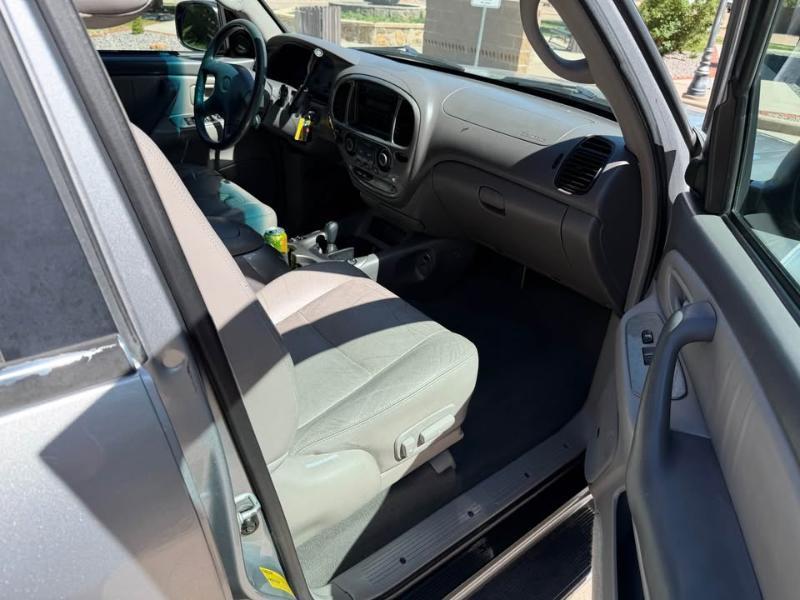 Toyota Sequoia Limited 4WD 2002
