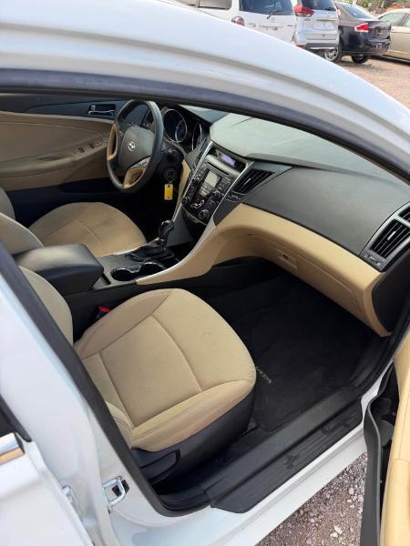 Hyundai Sonata GLS Auto 2011
