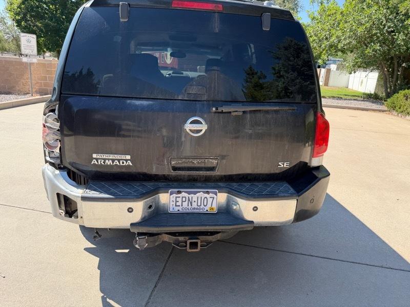 Nissan Armada SE 2WD 2004