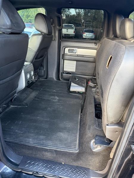 Ford F-150 SVT Raptor SuperCrew 5.5-ft. Bed 4WD 2011