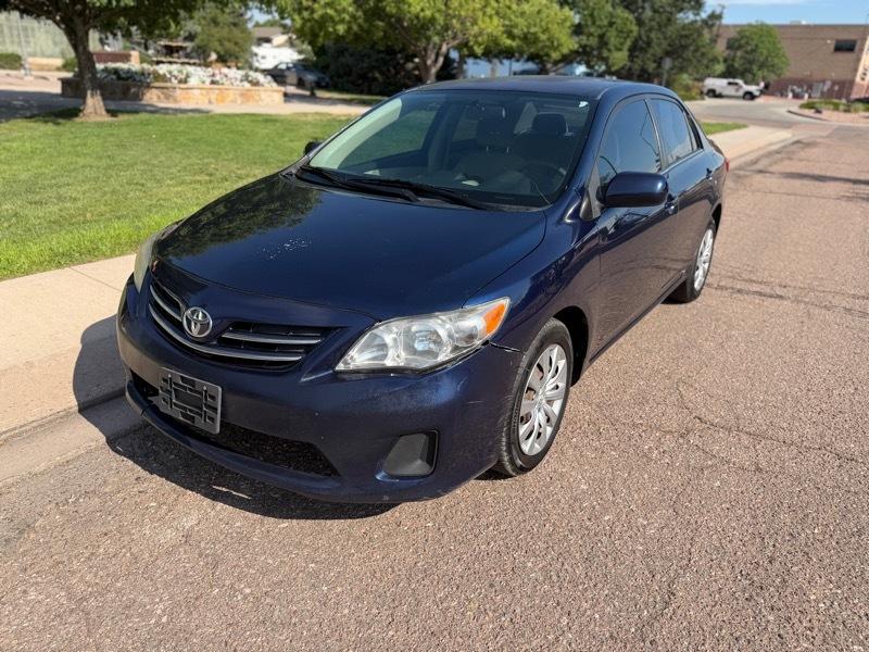 2013 Toyota Corolla L 5-Speed MT
