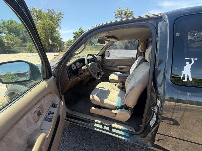 Toyota Tacoma Xtracab V6 4WD 2004