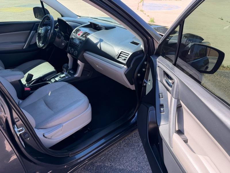 Subaru Forester 2.5i Limited 2015