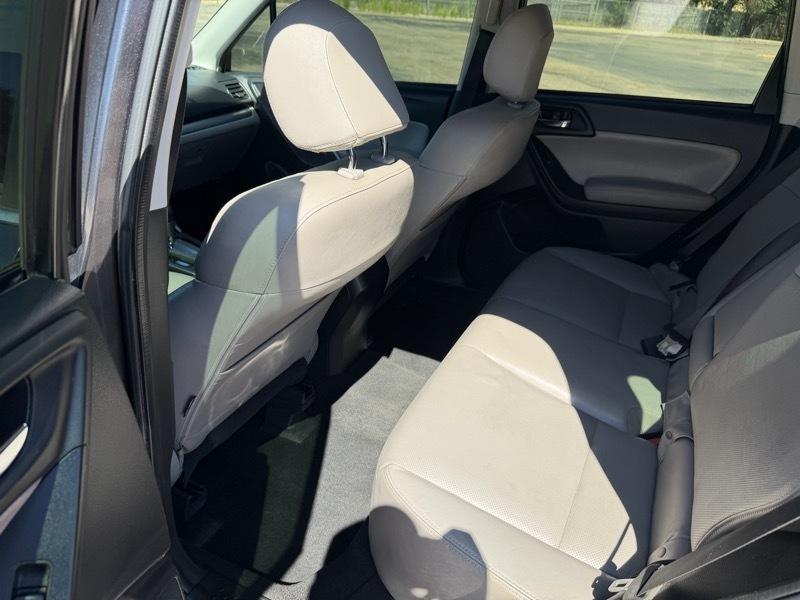 Subaru Forester 2.5i Limited 2015